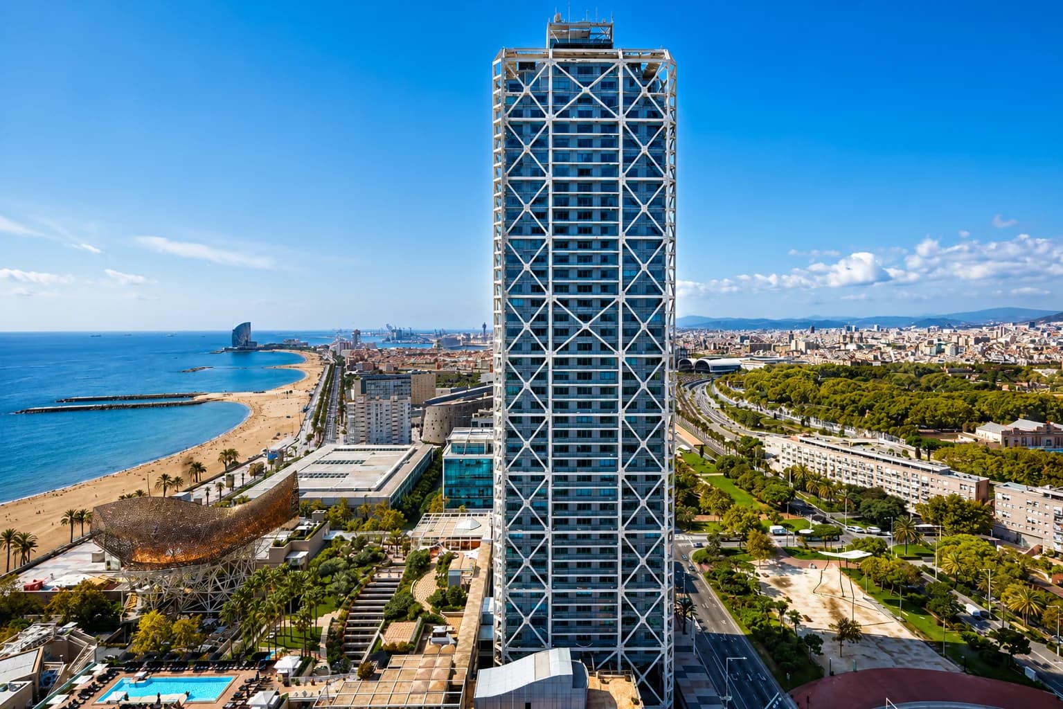 Arts Hotel Barcelona — Hilo Mirrors case study