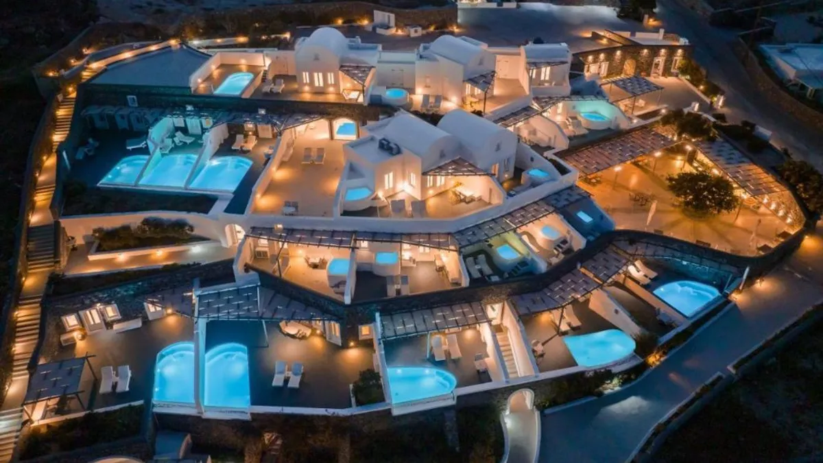 Amberlight Villa — Santorini, Greece — HILO Mirrors hospitality installation